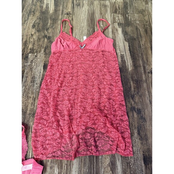 Huge Bra Underwear Pajama Lounge Lot Size 34b M/L - Picture 2 of 11